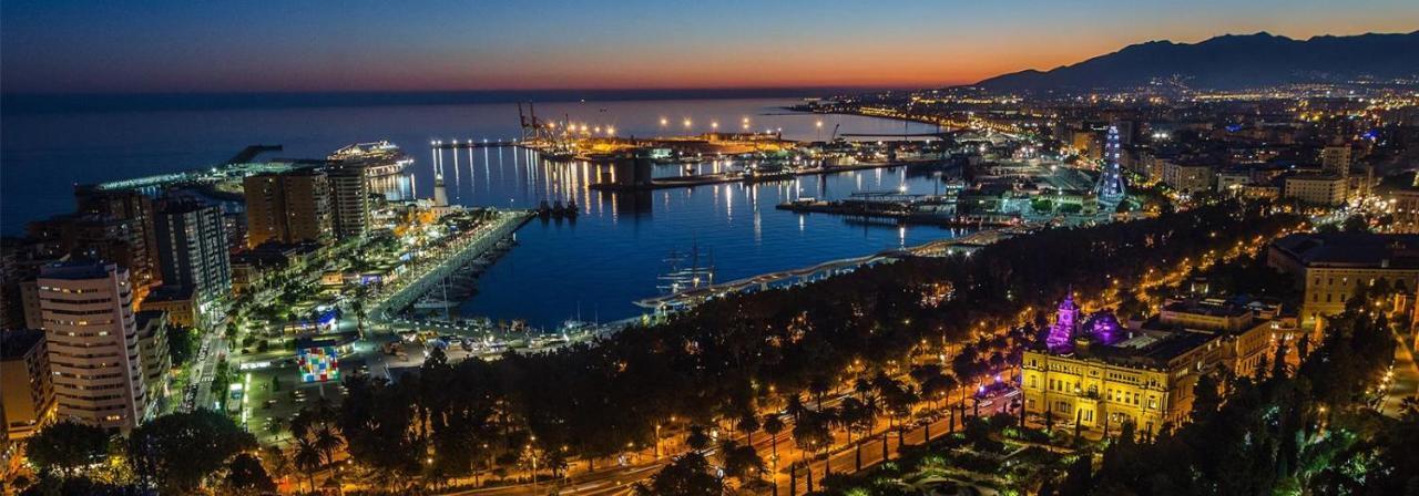 Apartamento A Un Paso Del Mar Málaga Dış mekan fotoğraf