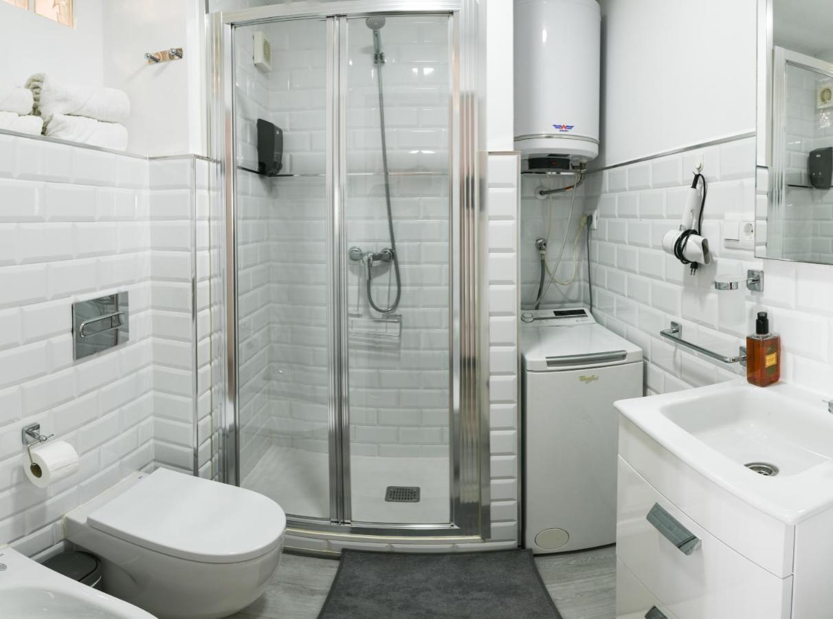 Apartamento A Un Paso Del Mar Málaga Dış mekan fotoğraf